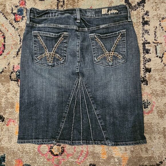 Kut from the Kloth Dresses & Skirts - Kut from the Kloth Jean skirt sz 8 with 20" top to bottom